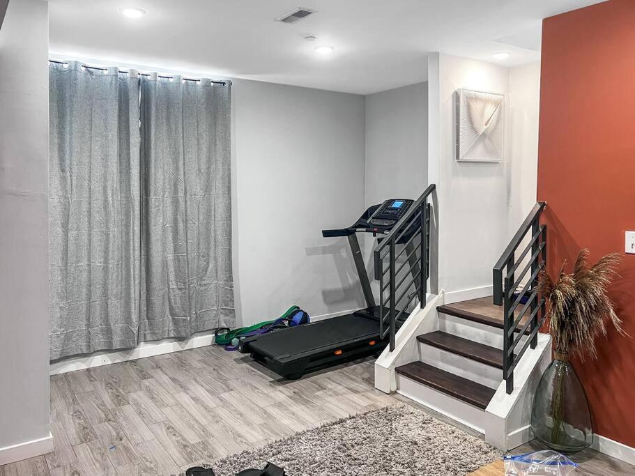 Yanne'S Place - Dual-Lounge Philadelphie Extérieur photo